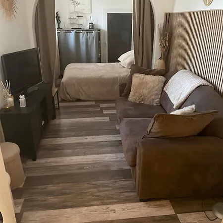 Σπίτι διακοπών House In Juan-les-pins, Αντίμπ