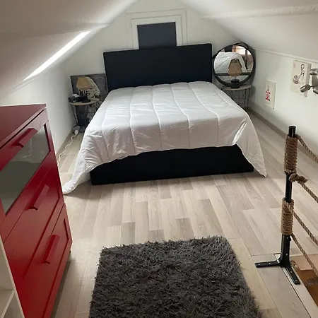 بيت للعطل House In Juan-les-pins,